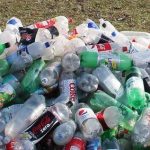 פסולת בקבוקי פלסטיק